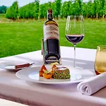 Bed & Breakfast Les Clefs De Troplong Mondot 4*