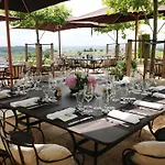 Les Clefs De Troplong Mondot Bed & Breakfast