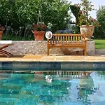 Bed & Breakfast Les Clefs De Troplong Mondot Saint-Emilion