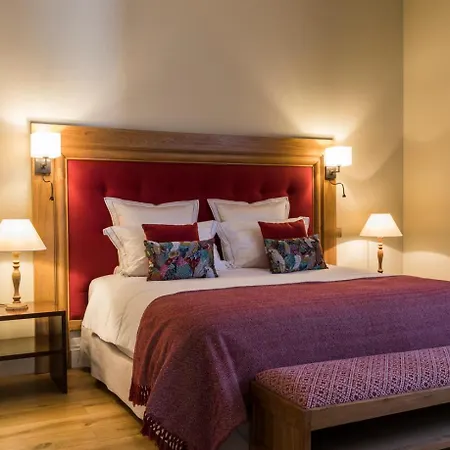 Les Clefs De Troplong Mondot Bed & Breakfast 4*