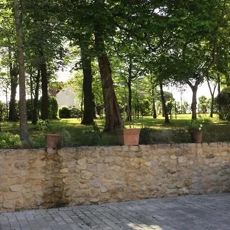 Les Clefs De Troplong Mondot 4* 圣艾米隆