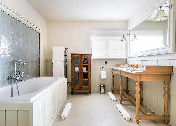 Les Clefs De Troplong Mondot 4* Saint-Émilion